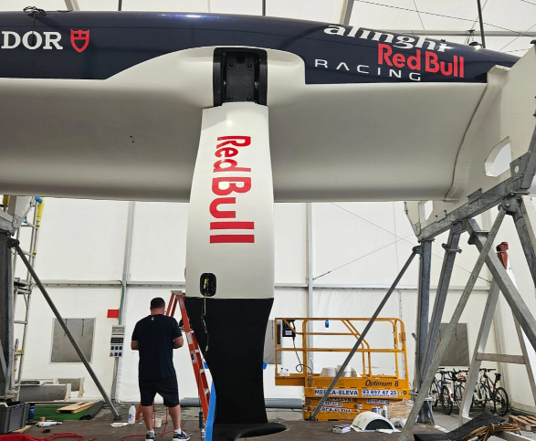 Alinghi Red Bull