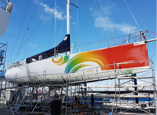 How to prepare your boat for a hull wrap